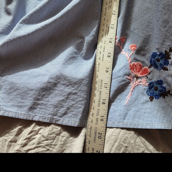 Tommy Hilfiger Off the shoulder blue & White Peasant Top SZ Small - Picture 12 of 12